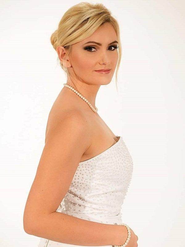 stefaniaglambridal_20200610_181926_0